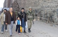 Sur’dan tahliye edilen vatandaş: Bunların yaptığını gavur bile yapmaz