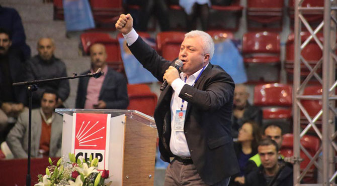 İzmir’de olaylı CHP kongresi