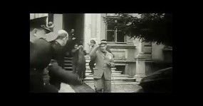 Atatürk'ün çok nadir bulunan 1930 senesinde yakın çekim görüntüleri izlerken tüylerinizi diken diken edecek.