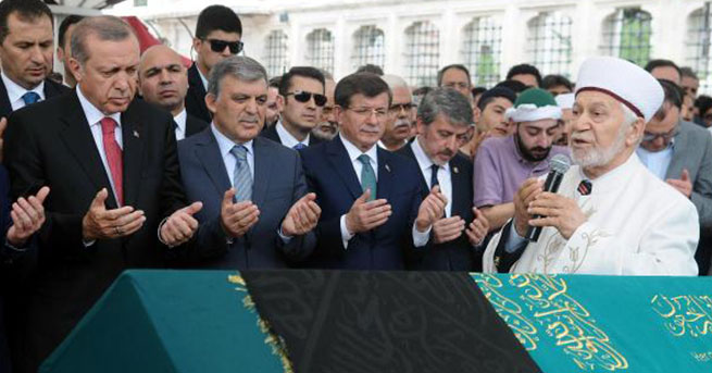 Erdoğan, Gül ve Davutoğlu cenazede biraraya geldi