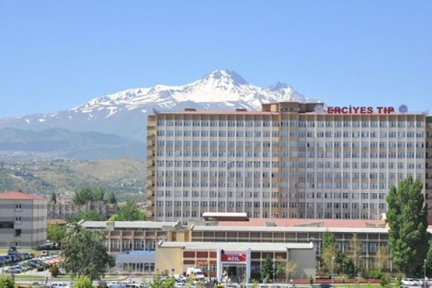 Erciyes Üniversitesi Tıp Fakültesi Hastanesi’nde ‘zemzem suyu uygulaması