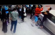 Sigara içen gence yumruklu saldırı