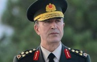 Hulusi Akar'dan 'darbe' ve 'Cerablus' göndermeli 30 Ağustos mesajı