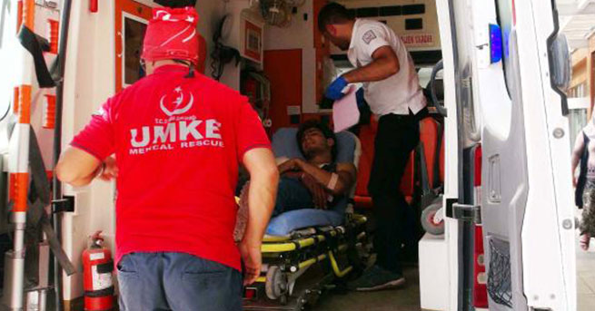 Yaralı 2 ÖSO askeri Kilis'e getirildi