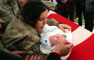Şehit Uzman Onbaşı Erdi Demirer, gözyaşlarıyla toprağa verildi