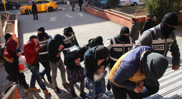Karabük'te Uyuşturucu Operasyonunda 5 Tutuklama