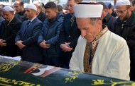 Sobadan Zehirlenip Ölen Çiftin Cenaze Namazlarını İmam Oğulları Kıldırdı