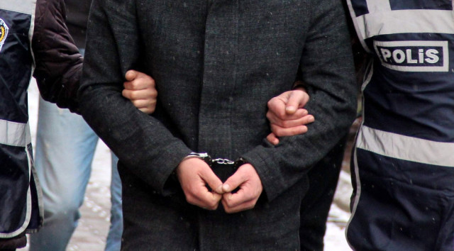 Karabük'te Fetö'den Aranan 3 Öğretmene Gözaltı