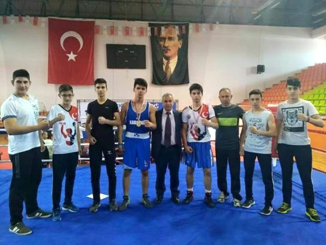 Gençler B Türkiye Boks Şampiyonasında Karabük Rüzgarı